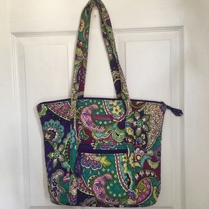 Vera Bradley Heather Purse. In Excellent Condition